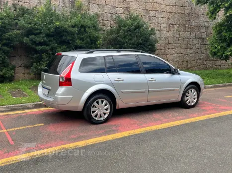 Renault MEGANE 1.6 Dynamique Grand Tour 16V 4 portas