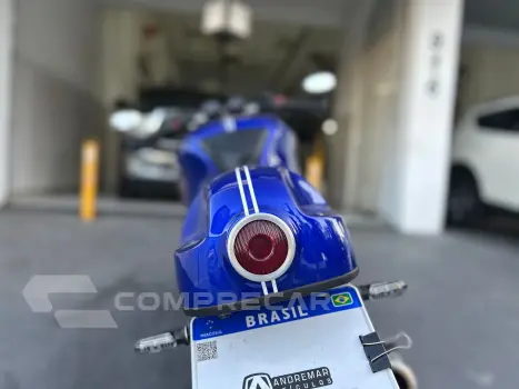Trophy 1200