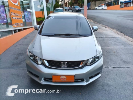Civic 2.0 16V 4P LXR