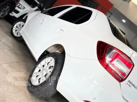 LOGAN - 1.6 16V SCE ZEN MANUAL