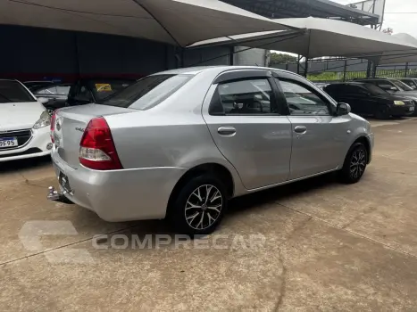 Etios Sedan 1.5 16V 4P FLEX XS