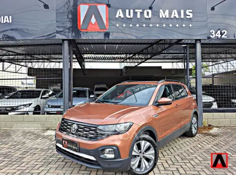 Volkswagen T-CROSS 1.0 200 TSI Comfortline 4 portas