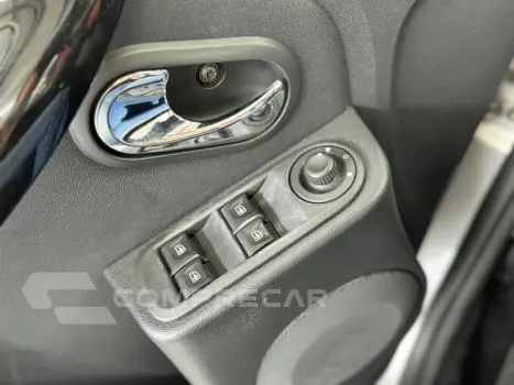 Duster 2.0 Dynamique 4X2 16V Flex 4P Automático