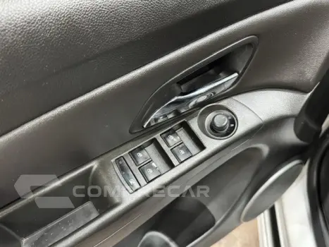 CRUZE HATCH - 1.8 LT SPORT6 16V 4P AUTOMÁTICO