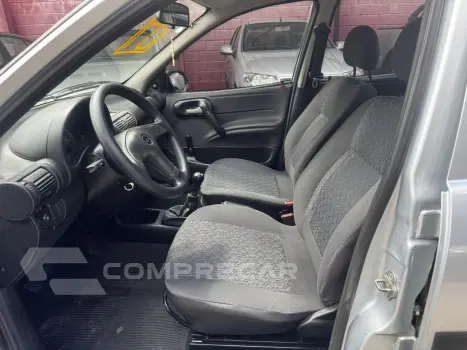 Classic Sedan 1.0 4P FLEX LIFE