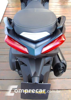 YAMAHA XMAX 250 ABS
