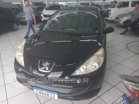 PEUGEOT 207 1.4 Active 8V 4 portas