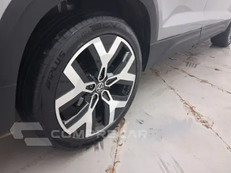 TAOS 1.4 250 TSI TOTAL FLEX HIGHLINE AUTOMÁTICO