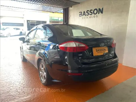 FIESTA 1.6 SE Sedan 16V
