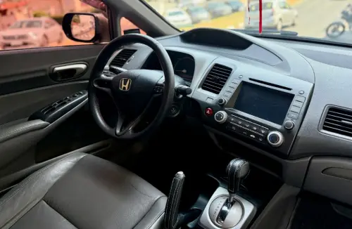 Civic Sedan LXS 1.8/1.8 Flex 16V Aut. 4p
