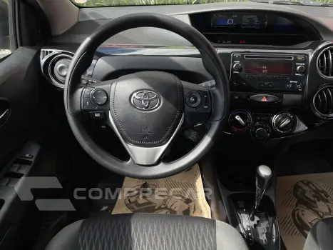 ETIOS 1.5 X PLUS SEDAN 16V FLEX 4P AUTOMÁTICO