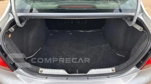VOYAGE 1.0 12V MPI Totalflex