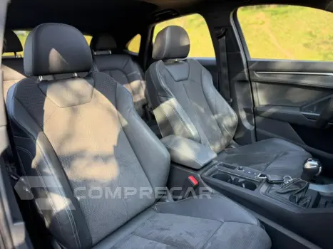 Q3 2.0 40 TFSI GASOLINA SPORTBACK PERFORMANCE BLACK QUATTRO