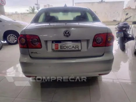 POLO SEDAN - 1.6 MI 8V 4P MANUAL